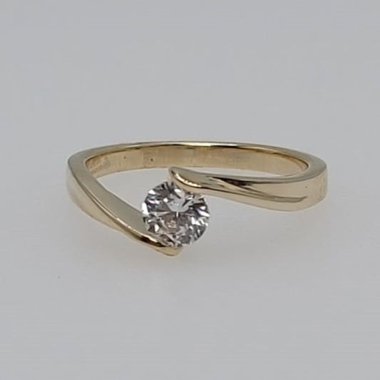 Anillo Cristal Entrelazado Oro 10 Kilates