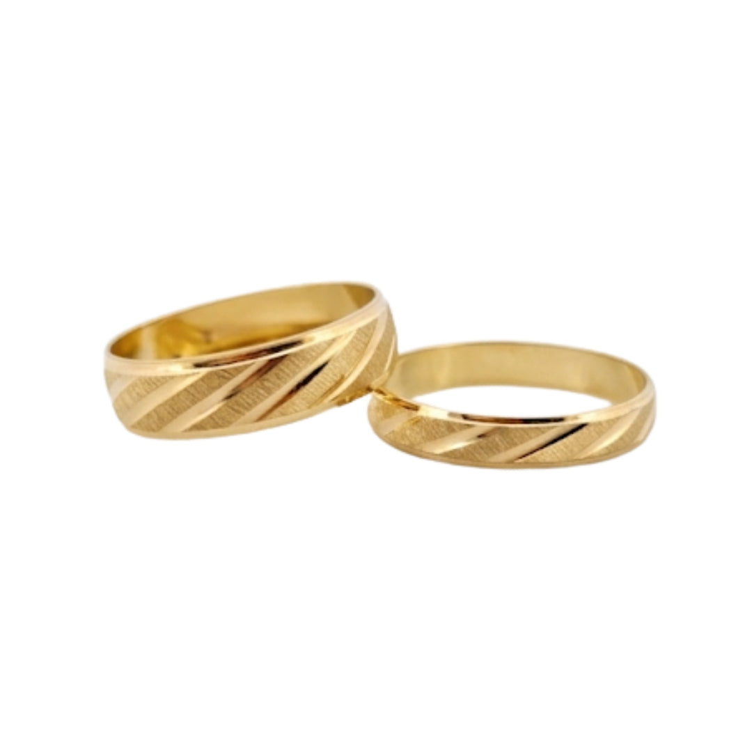 Par Argollas Matrimoniales Él y Ella Diseño Caramelo Mate Liso Oro 10 Kilates