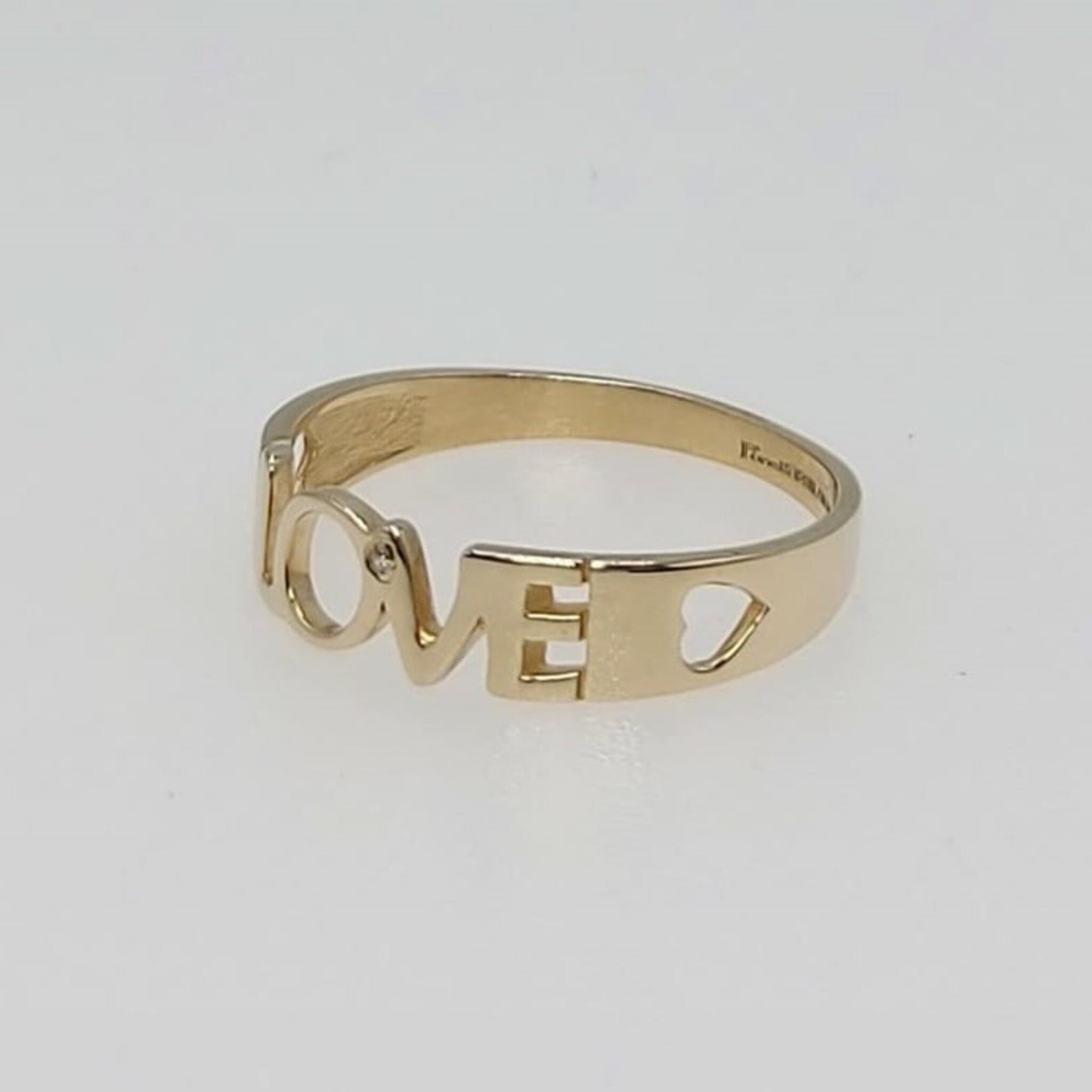 Anillo Letras LOVE Oro 10 Kilates