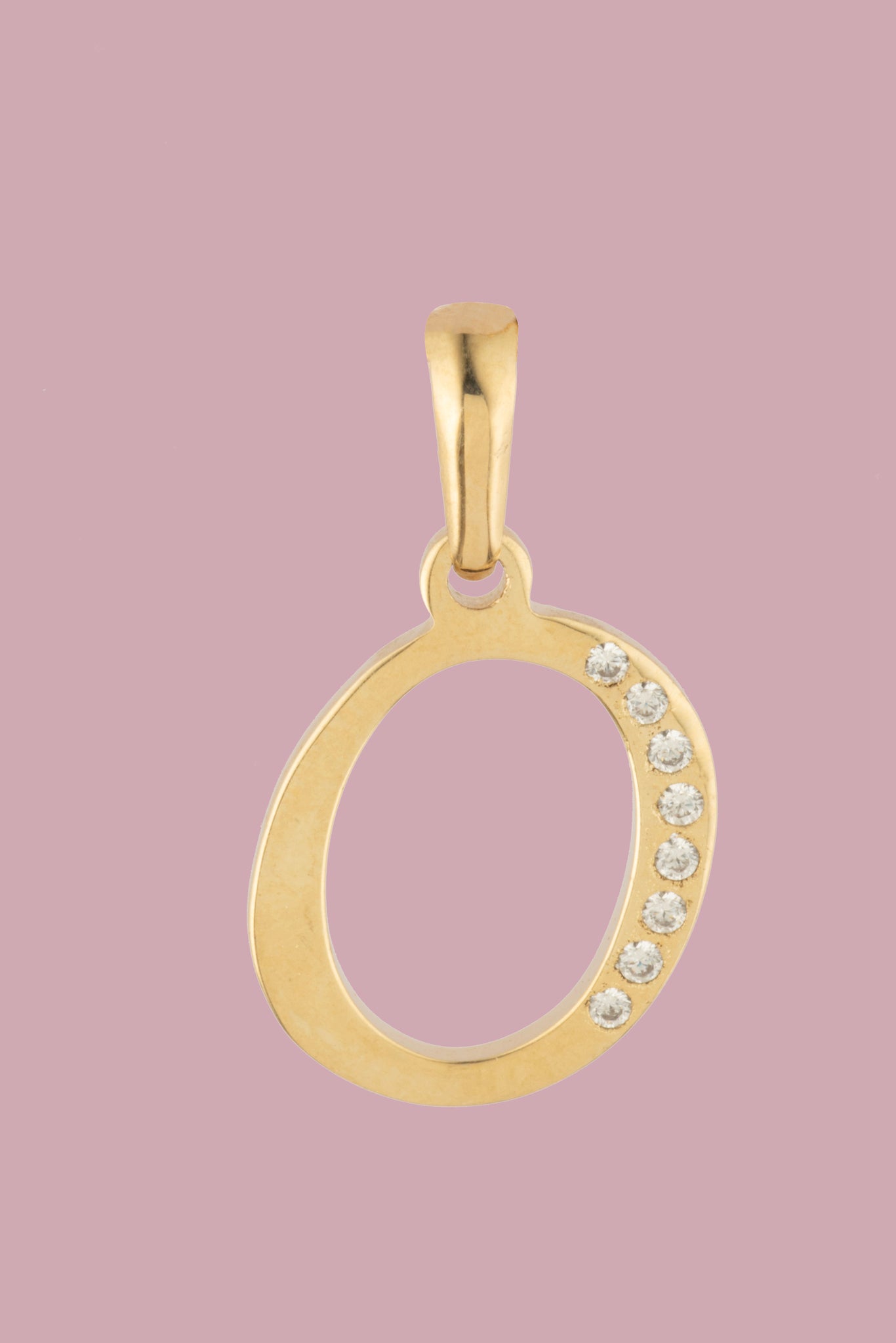 Dije Letra O Oro 10 Kilates con Zirconias